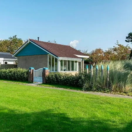 Garnekuul 90 With Garden, Callanstoog Feriehus